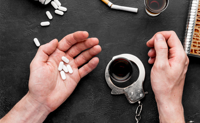 Indian national arrested in Sri Lanka for carrying drugs